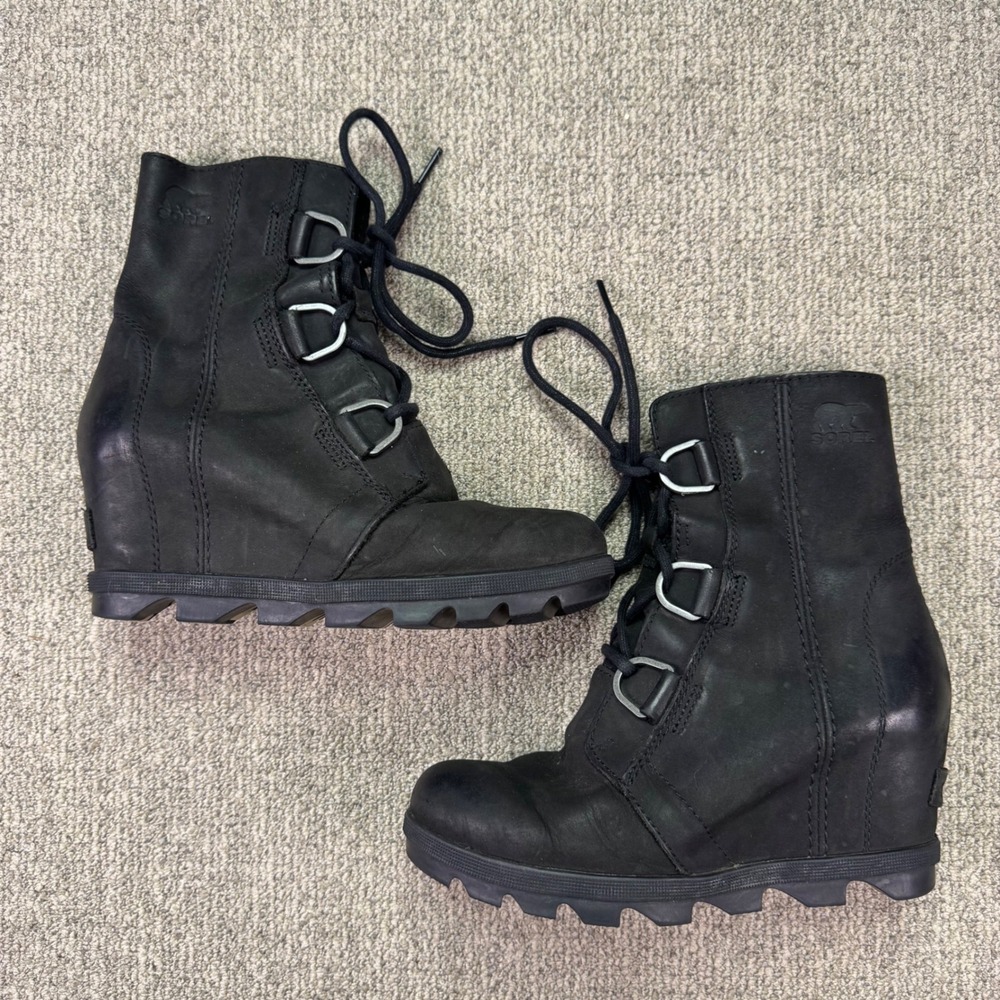 Sorel Joan of Arctic Wedge II Waterproof Black Leather Boots Women's 6.5